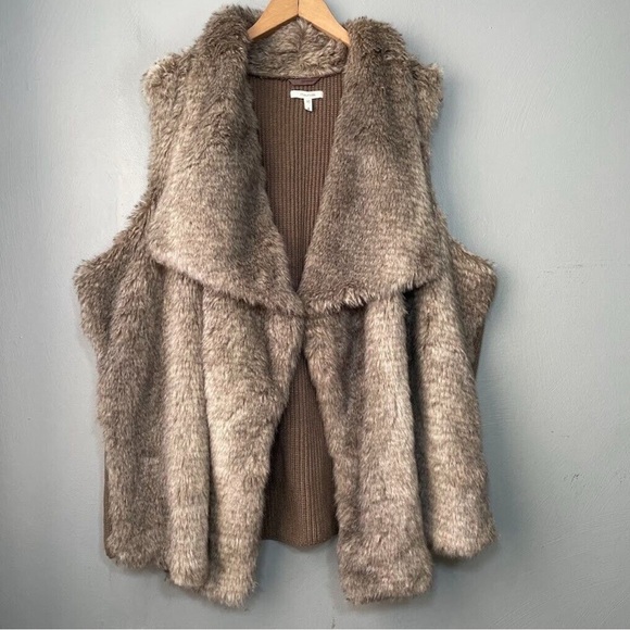 Maurices Jackets & Blazers - Maurices Brown Faux Fur Vest